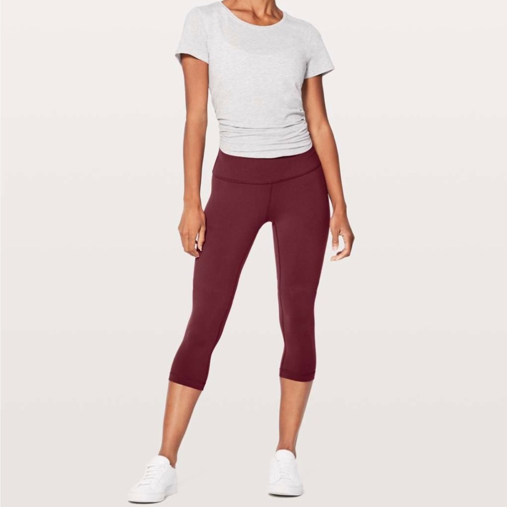 Lululemon Wonder Under Crop (High-Rise) 21” Deep Luxe Leggings Size 6 Maroon